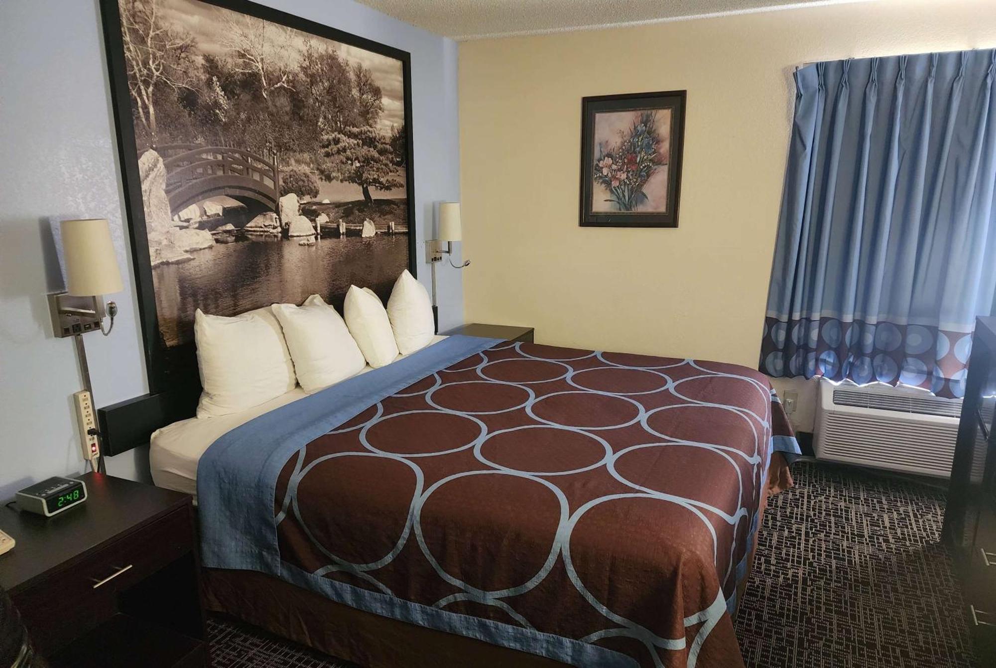Super 8 By Wyndham Galesburg Otel Dış mekan fotoğraf